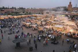 La place Jemaâ el-Fna (Maroc)