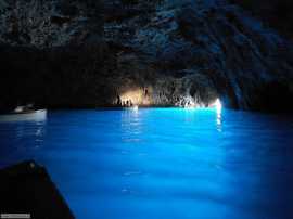 Grotte Bleue (Grotto Azzura)