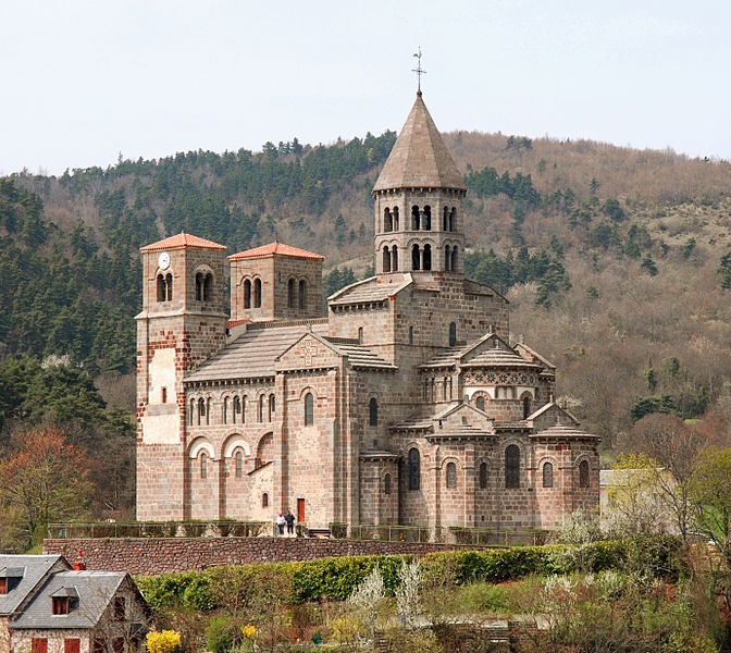 Les basiliques catholiques françaises en Auvergne